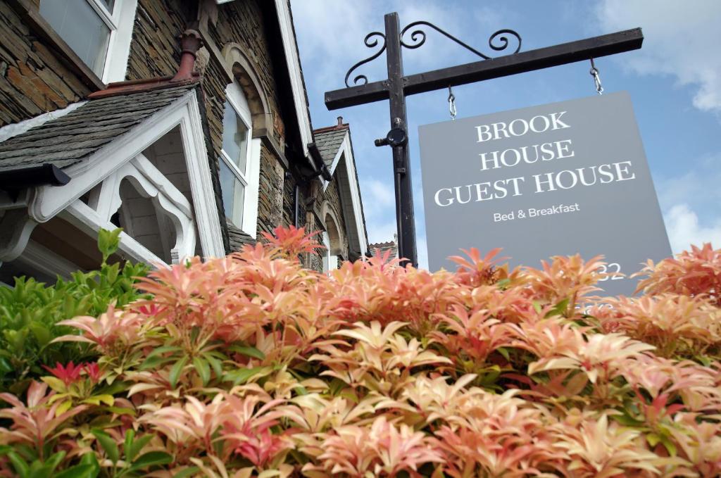 Brook House ― Free on-site car park room 2